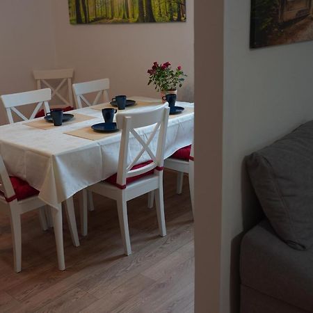 Pension - Gaestehaus Zum Pfaelzerwald Hinterweidenthal Bagian luar foto